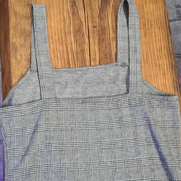 Anistar Dress - Picture 2 of 3